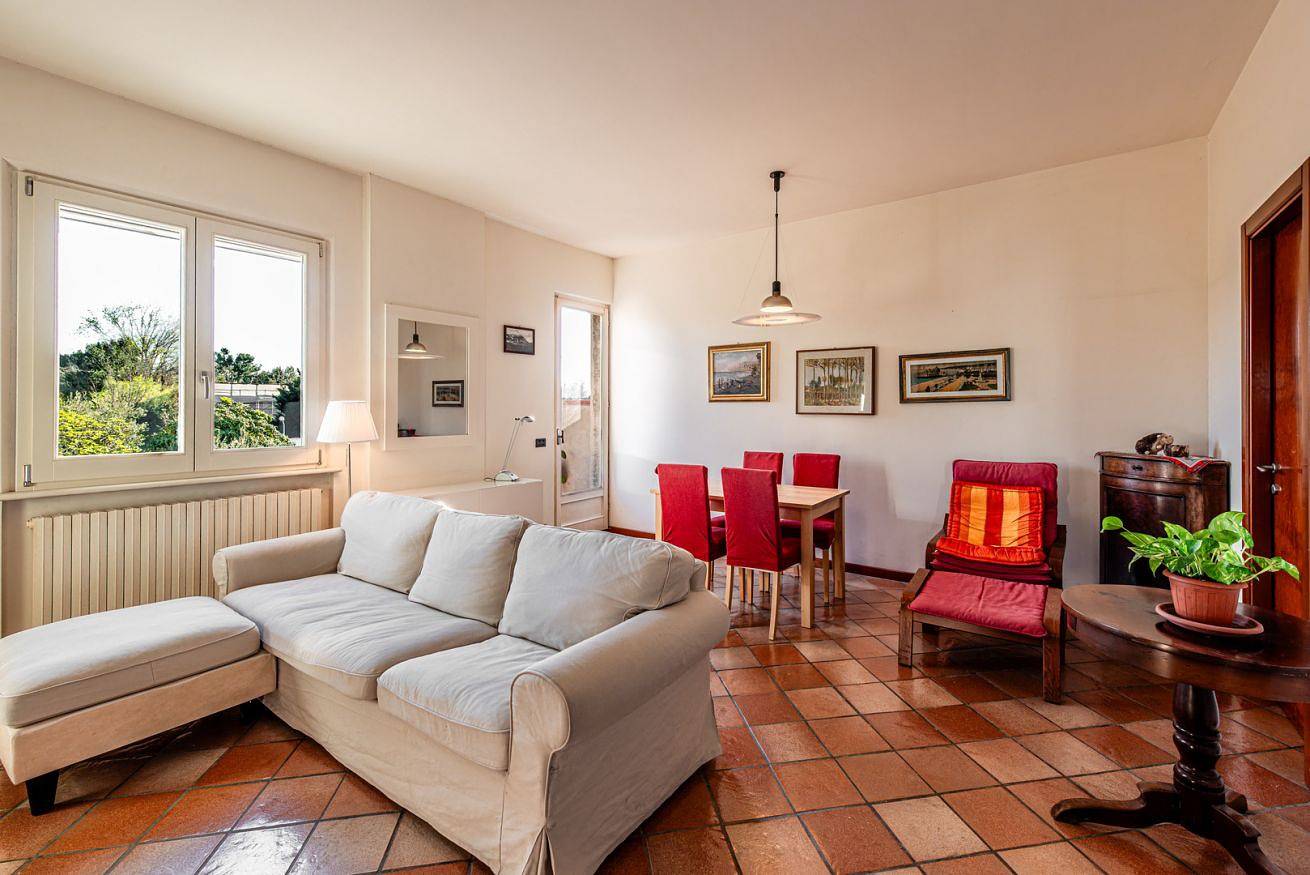 Appartement entier, Appartement de vacances pour 4 personnes avec balcon/terrasse in Numana, Riviera del Conero