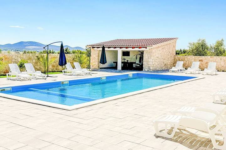 Ferienwohnung für 4 Personen, mit Pool