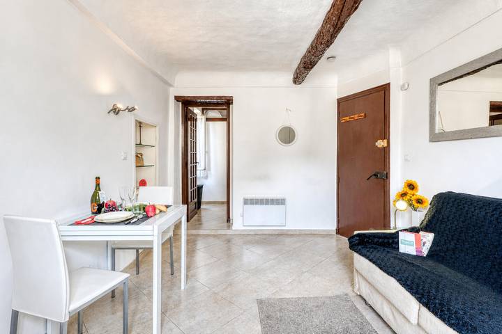 Appartement entier, Lovely Studio In Mountain Village in Breil-sur-Roya, Côte méditerranéenne (France)