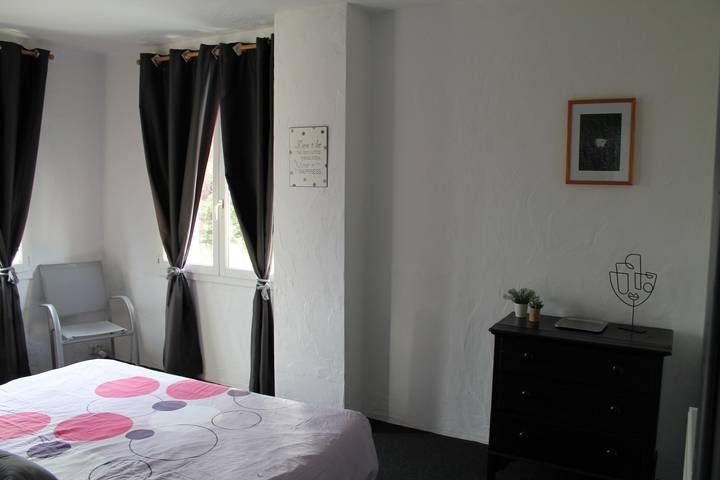 Chambre d’hôte pour 2 personnes, avec jardin dans la Drôme - 3