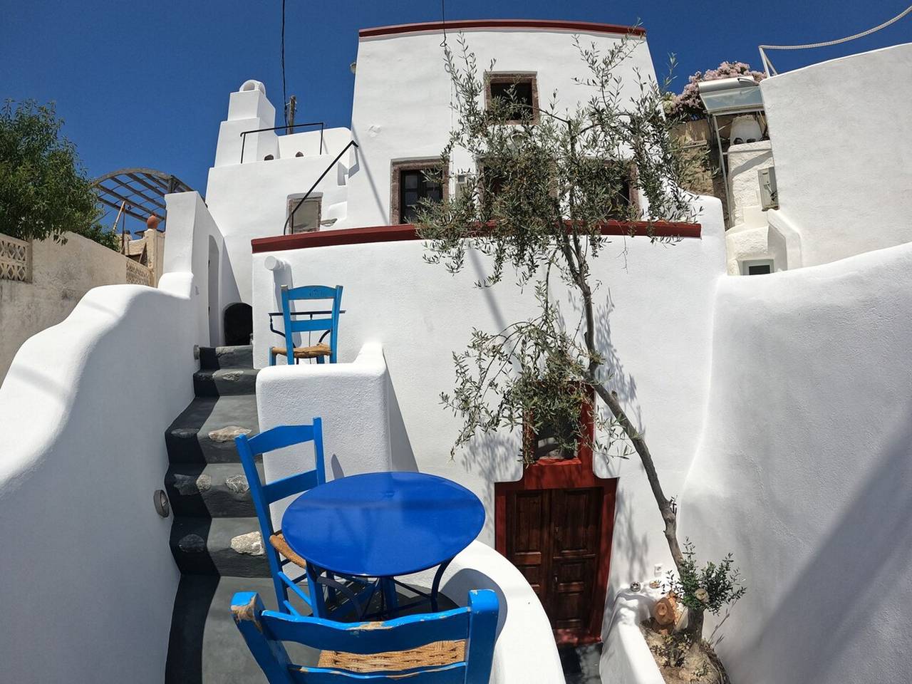 Entire apartment, The Commander's Cave in Emporio, Santorini