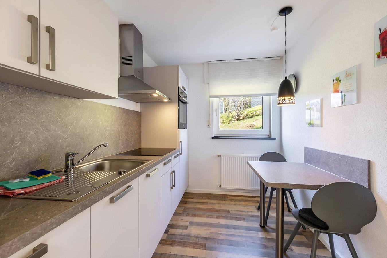 Appartement 'Frank' met uitzicht op het meer, privéterras en Wi-Fi, foto 10
