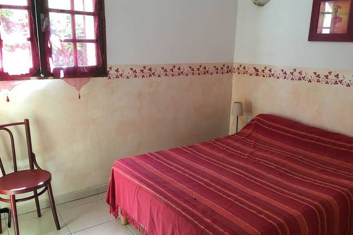 Gîte pour 4 personnes, avec terrasse et jardin à Rogliano - 2