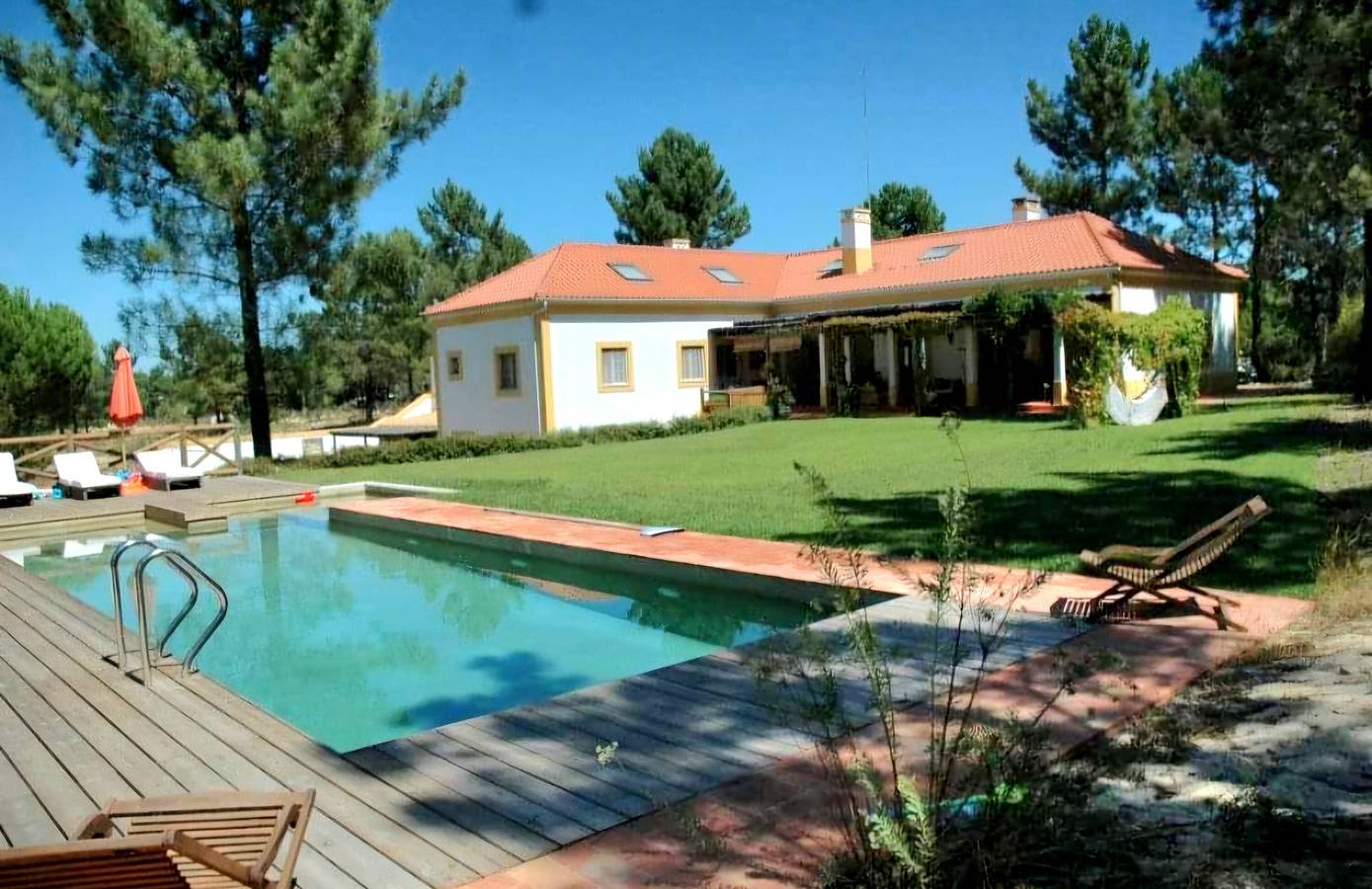 Casa de férias 'Casa Da Relva' com piscina privada, terraço partilhado e acesso Wi-Fi in Santa Maria do Castelo, Alcácer do Sal e Santa Susana