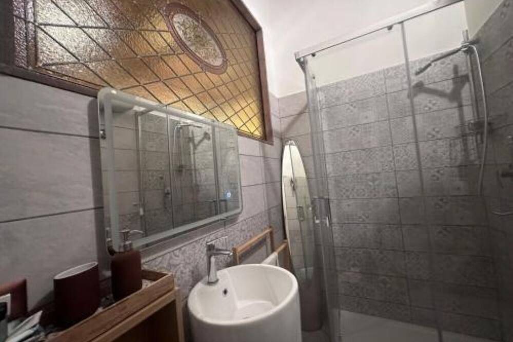 Entire apartment, Antica Residenza del Corso Viterbo apartment Vittorio Emanuele in Viterbo, Viterbo Province