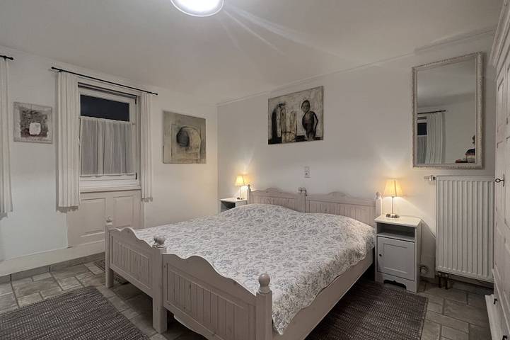 Stilvolles Künstler-Bauernhaus mit 2 getrennten Wohneinheiten bei Tübingen in Kusterdingen, Neckar-Alb