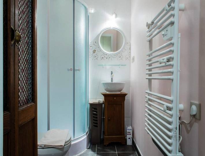Location de vacances pour 2 personnes, avec Terrasse et Jardin à Comblanchien - 4
