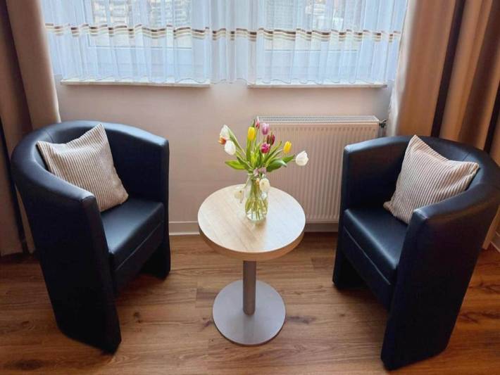 Ferienwohnung für 2 Personen, mit Garten und Terrasse, mit Haustier in der Feldberger Seenlandschaft - 4