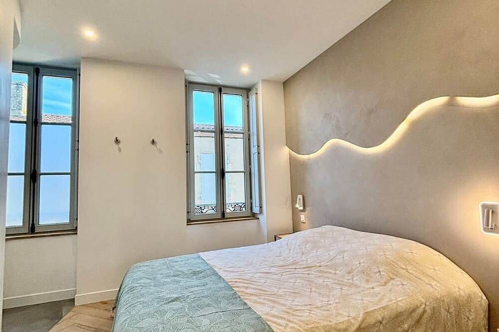 Ganze Wohnung, Luxury Triplex • Garden • Freestanding Bathtub • Citadel in Blaye, Blaye und Umgebung