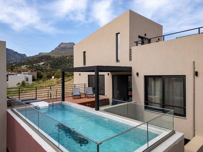 Ferienhaus für 6 Personen, mit Balkon und Pool in Plakias