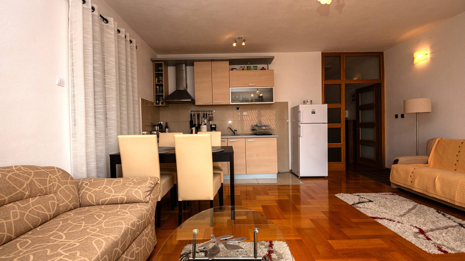 Ganze Wohnung, Apartman Olivera-Trogir by Villas Guide in Seget Vranjica, Split-Dalmatien