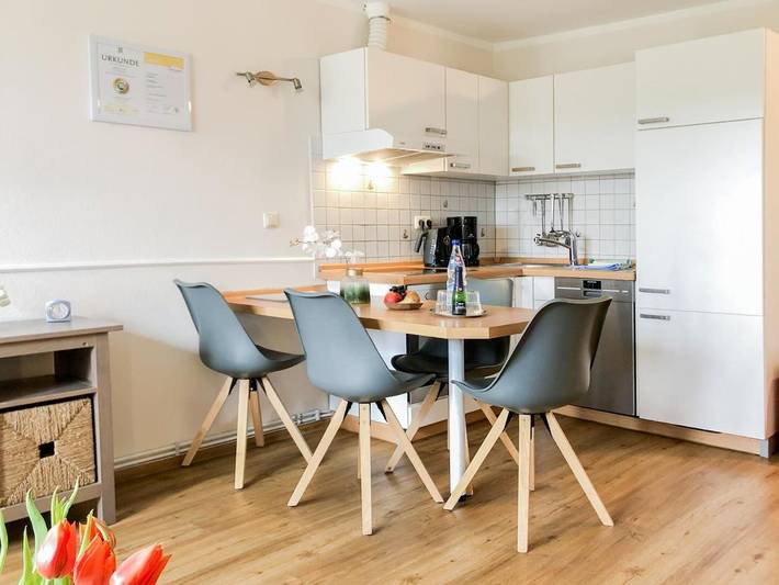 Ferienwohnung für 4 Personen, mit Terrasse und Ausblick in Schönwalde am Bungsberg - 2