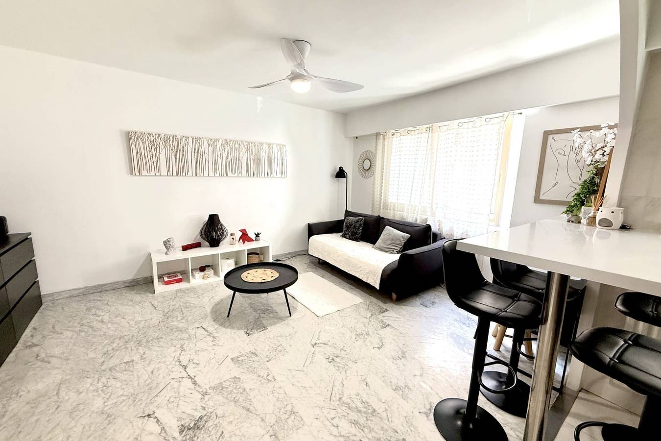 Apartamento entero, Juan-les-Pins – close to the sea  apartment sleeps 4 in Antibes, Costa mediterránea (Francia)
