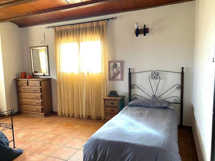 Location de vacances pour 10 personnes, avec Terrasse et Jardin ainsi que Bassin pour enfant et Piscine dans Caudete - 4