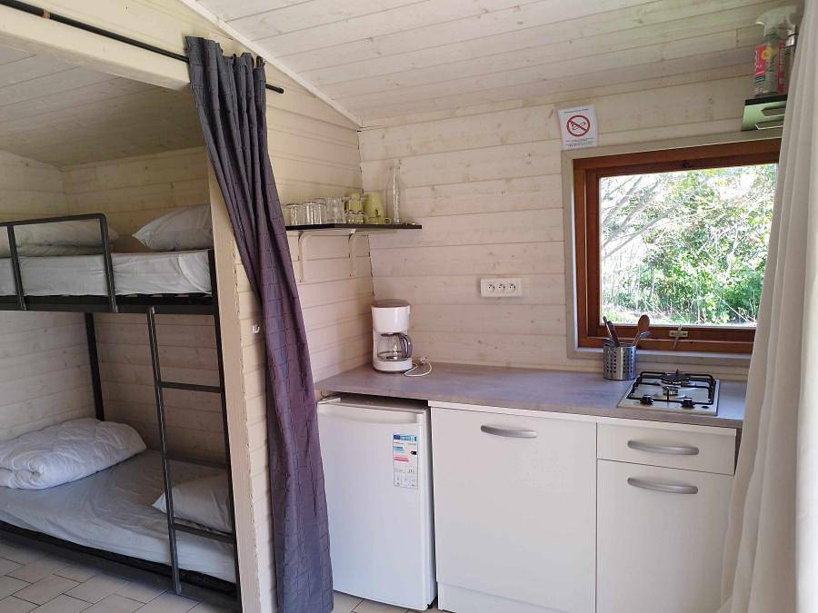 Camping des Tourbières - Tente en toile et en bois 3 personnes - Hutte (Sans Sanitaires) in Vendoire, Périgord Vert