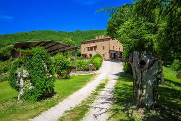 Villa With Pool for 18 People in Arezzo Province, Tuscany, Photo 2