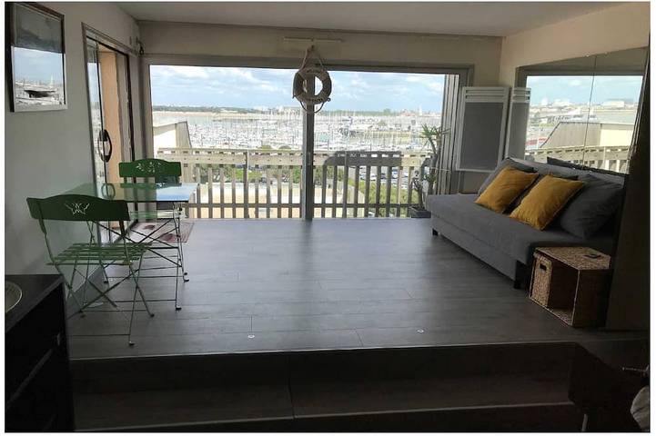 Gîte pour 4 personnes, avec balcon dans Plage Des Minimes - 2