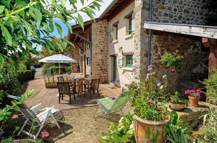 Gîte pour 4 personnes, avec Terrasse et Jardin