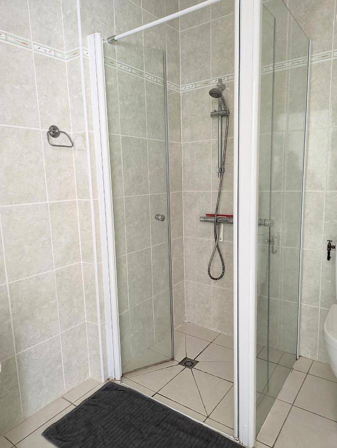 Appartement entier, One-Bedroom Apartment in La Cotentin, Lamballe-Armor