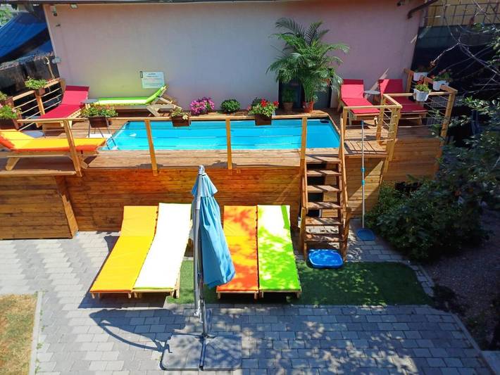 Maison d’hôte pour 4 personnes, avec jardin ainsi que vue et piscine, animaux acceptés dans Constanța