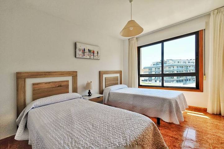 Entire apartment, Disconnectaengalicia La Perla Premium, swimming pool and parking in Praia de Caneliñas (Sanxenxo), Sanxenxo