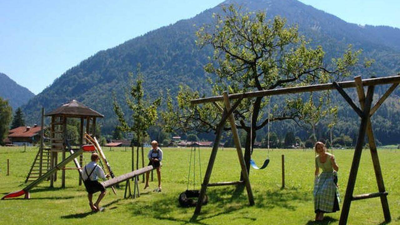 Doppelzimmer für 2 Personen (25 m²) in Rottach-Egern in Rottach-Egern, Spitzingsee