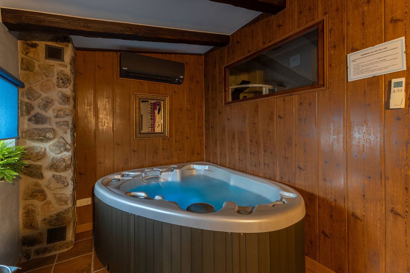 Appartement entier, Appartement 'El Rincon De San Jose' avec vue sur la montagne, Wi-Fi et climatisation in Marjaliza, Province de Tolède