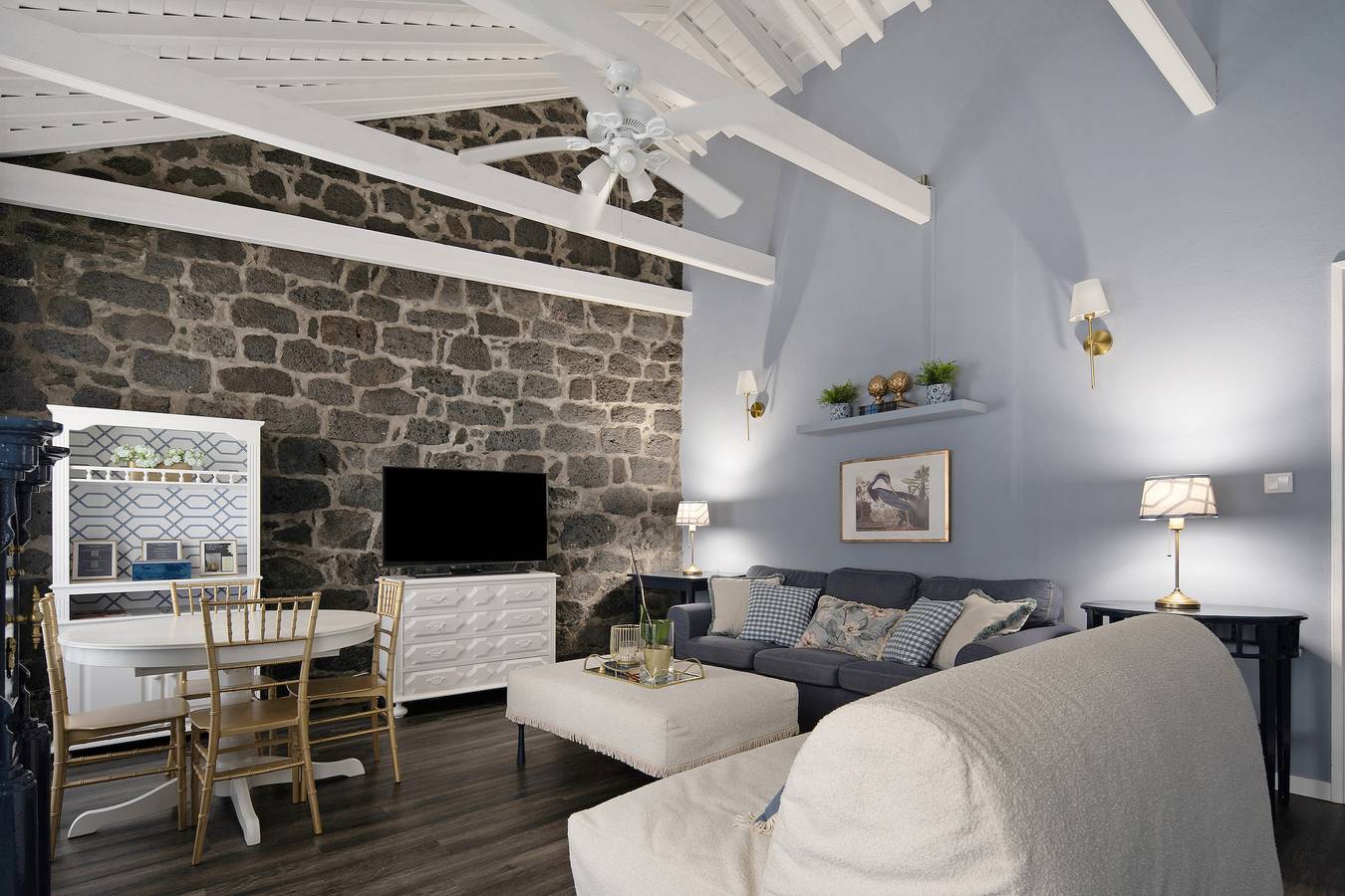 Maison de vacances 'Pico Boutique House' avec vue sur les montagnes, piscine partagée et Wi-Fi in Ribeiras, Pico (Açores)