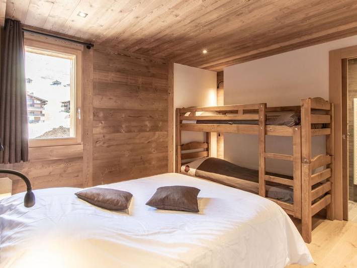 Chalet pour 8 personnes, avec jacuzzi ainsi que sauna et terrasse dans Chinaillon - 3