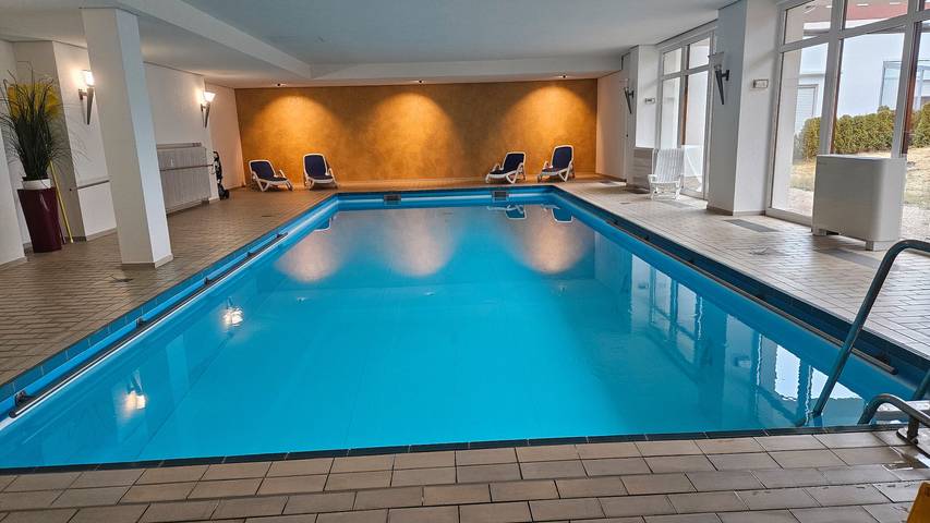 Gîte pour 4 personnes, avec sauna et jardin, adapté aux familles à Schönwald im Schwarzwald - 2