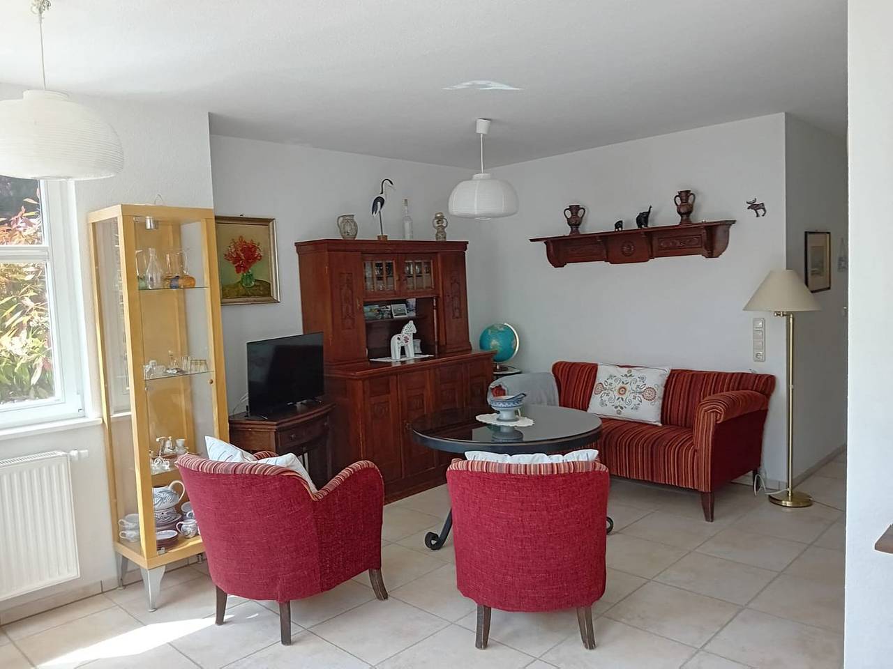 Ganze Wohnung, Eine ruhige und lichtdurchflutete Ferienwohnung im Erdgeschoss in Wustrow, Fischland