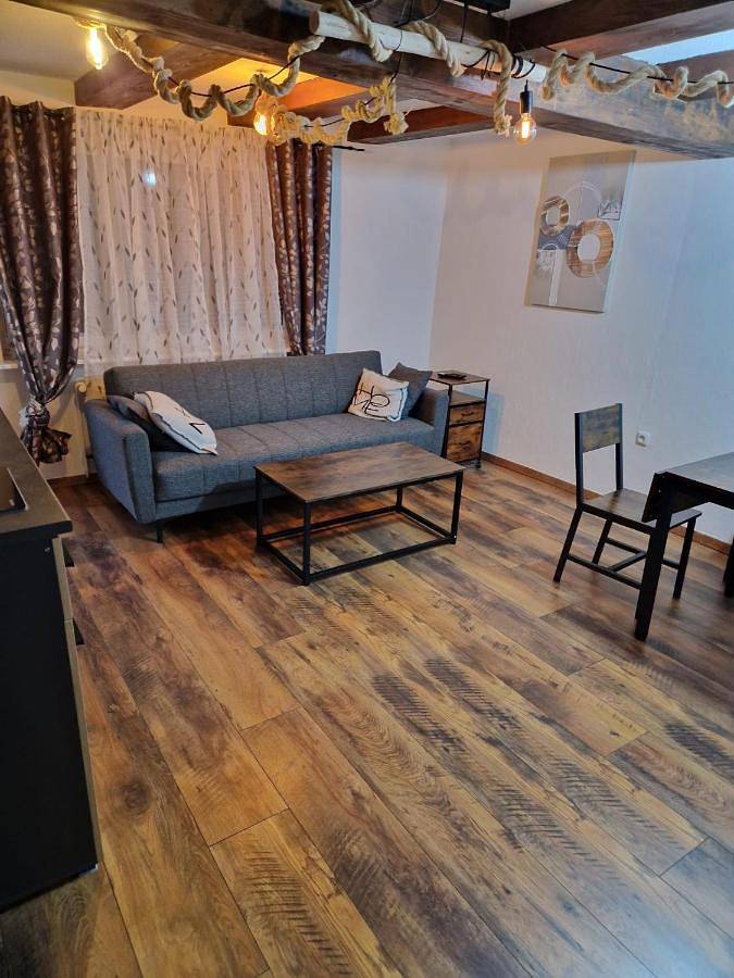 Ferienwohnung für 4 Personen, mit Balkon und Terrasse in Großalmerode