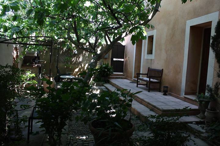 Location de vacances pour 4 personnes, avec vue et jardin à Montfaucon (France) - 4