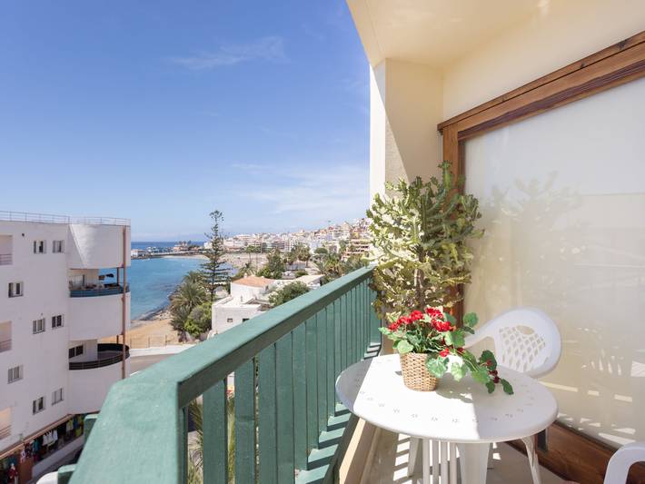 Gîte pour 2 personnes, avec terrasse et bassin pour enfant à Los Cristianos - 2