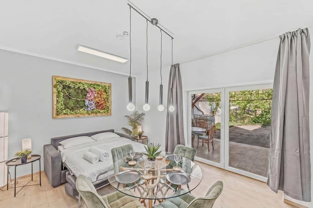 Appartement entier, 5 Min Center | Sternenschlaf - Secret Garden+Grill in Trèves (Ville), Trèves