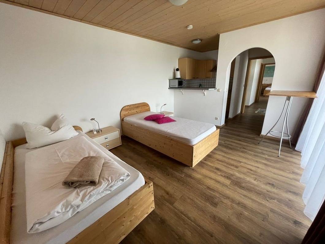 Ganze Ferienwohnung, Appartement 2 in Rohrdorf, Chiemgauer Alpen