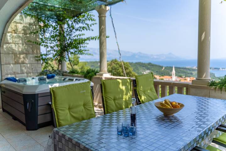 Ferienhaus für 6 Personen mit Meerblick in Selca, Brac