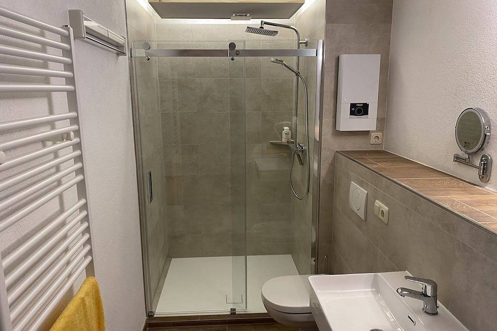 Entire apartment, Directly at the spa gardens, barrier-free, quiet, newly renovated, 60 sqm in Bad Elster, Chemnitz (region)
