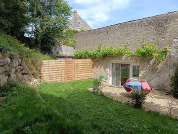 Gîte pour 3 personnes, avec terrasse et jardin à Guillerval