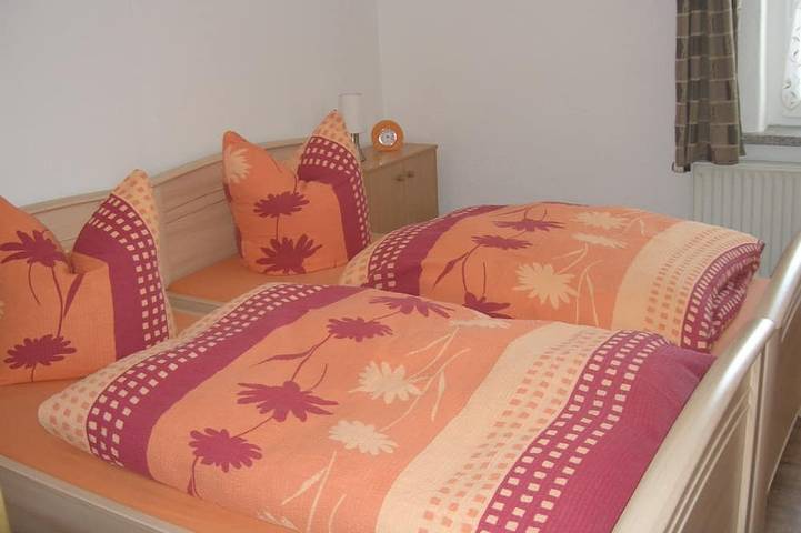 Ferienwohnung für 3 Personen, mit Garten in Gelenau (Erzgebirge) - 3