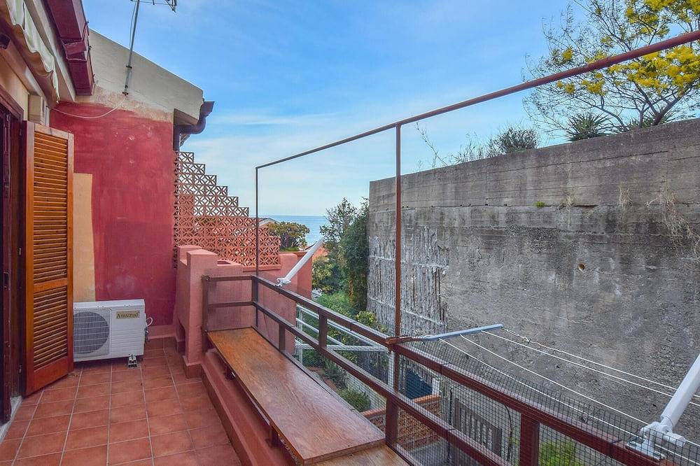 Ganze Wohnung, 1 bedroom cozy apartment in Acqualadrone in Messina, Messina Provinz