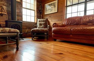 Log Cabin for 4 Guests in Concan, Uvalde County, Picture 1