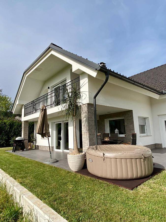 Hiša Helena in Krainburg, Oberkrain