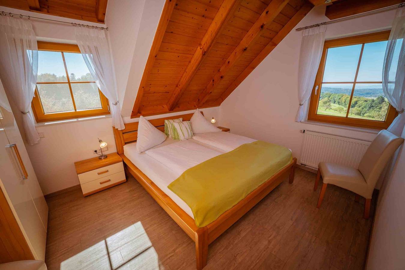 Ganze Wohnung, Ferienwohnung 'Rosmarin' mit Bergblick, Gemeinschaftspool und Wlan in Freiamt, Südschwarzwald