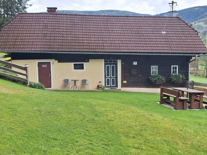 Ferienhaus für 6 Personen, mit Balkon und Terrasse sowie Garten