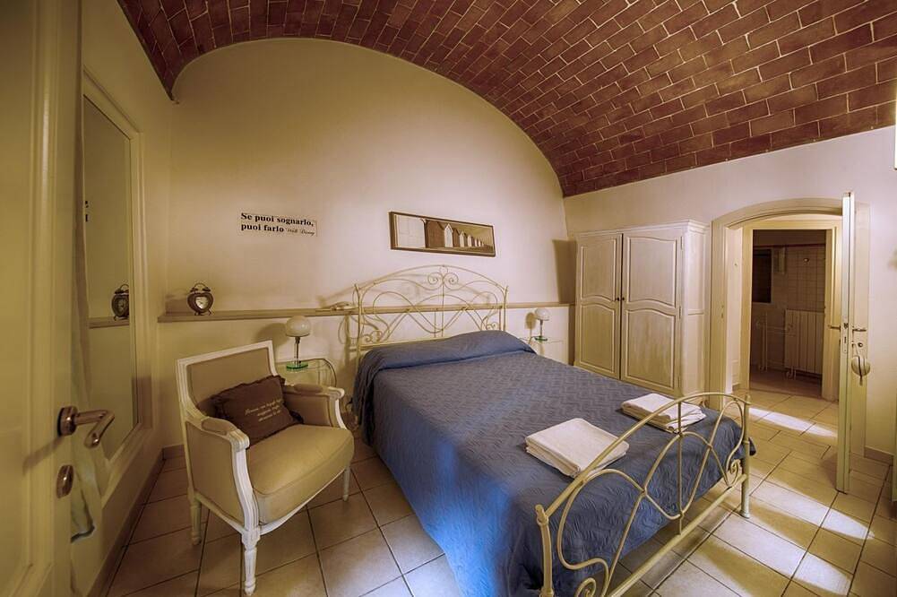 Apartamento entero, Elegante apartamento con terraza panorámica y jardín a pocos minutos del mar. in Castagneto Carducci, Costa Etrusca