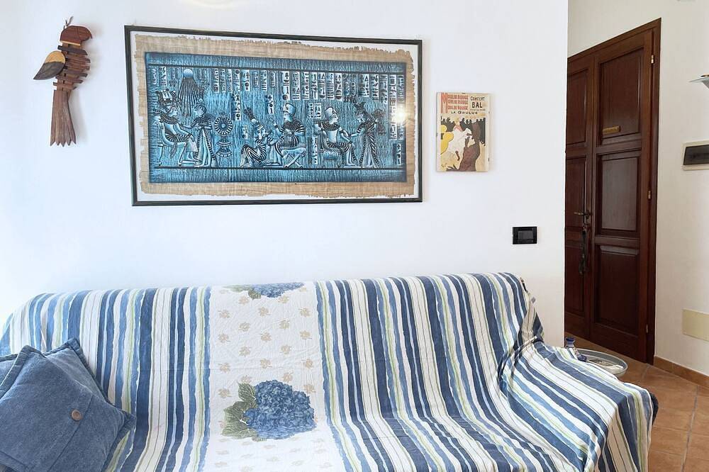 Entire apartment, Casa Vanni - in the heart of Marina di Campo in Spiaggia di Marina di Campo, Marina di Campo