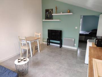 Gîte pour 2 personnes, avec terrasse à Saint-Ségal