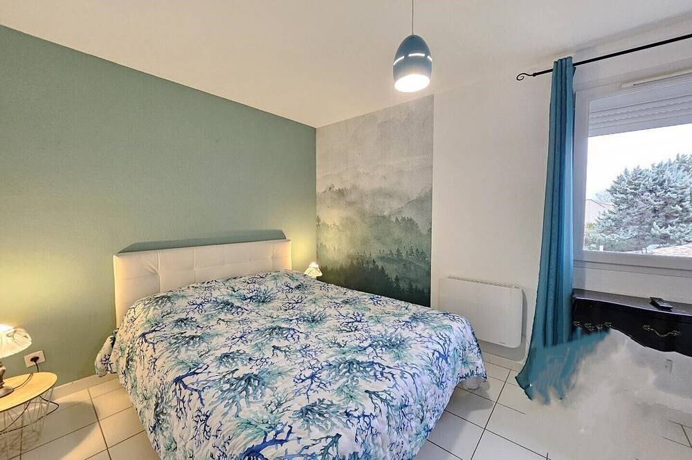 Charming villa with heated pool between Avignon and Isle sur la Sorgue in Saint-Saturnin-lès-Avignon, Vaucluse