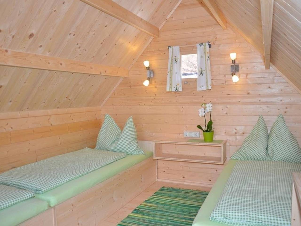 Radlerstation Sandhof - "Schlafnester" in Gailtaler Alpen, Berg im Drautal